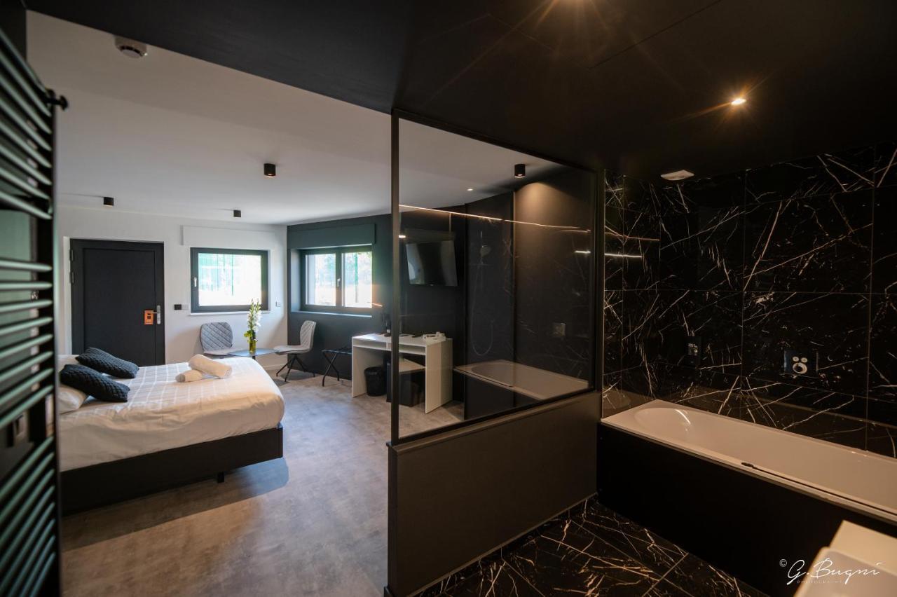 Les Thermes De Spa By La Cour De La Reine Hotel, Suites & Acces Gratuit Au Centre Thermal Eksteriør billede