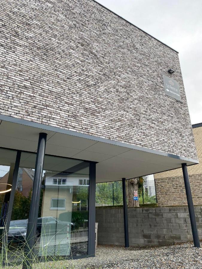 Les Thermes De Spa By La Cour De La Reine Hotel, Suites & Acces Gratuit Au Centre Thermal Eksteriør billede